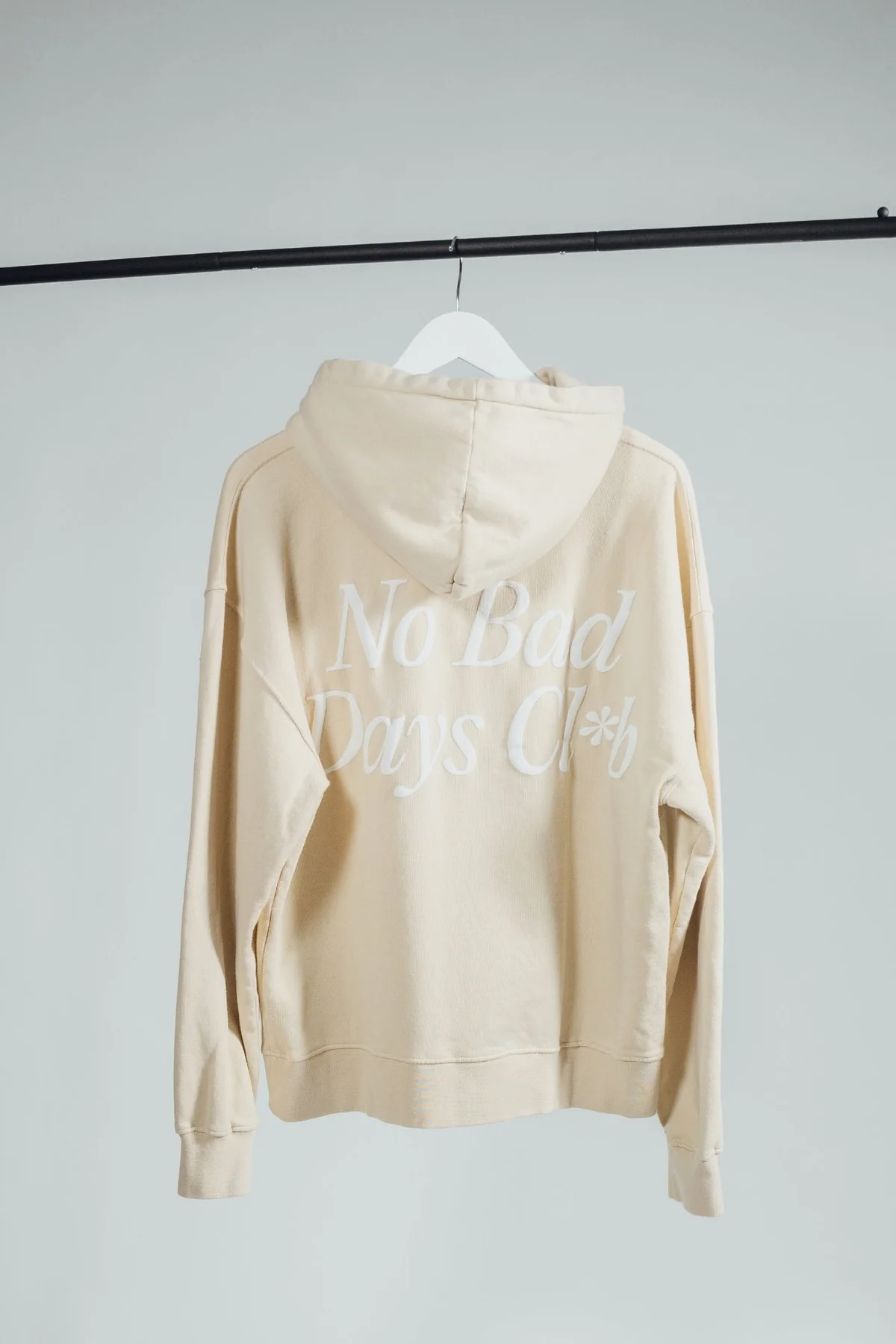 No Bad Days Cl*b Hoodie – Bild 5