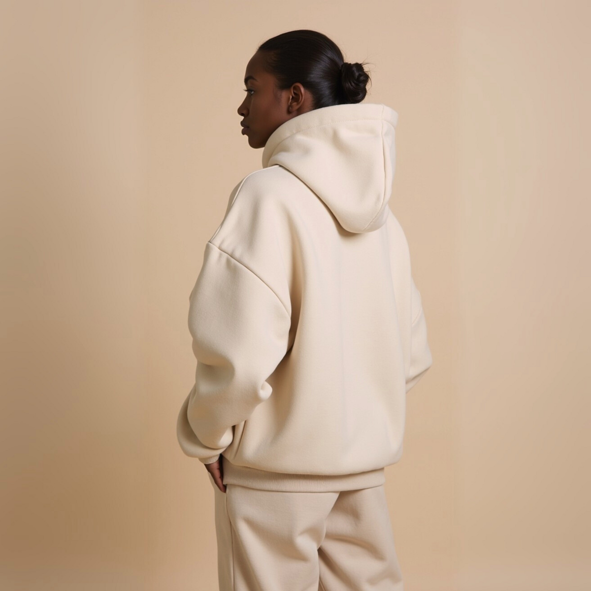 Hoodie "BAD GIRLS GO TO PARIS" – Bild 3